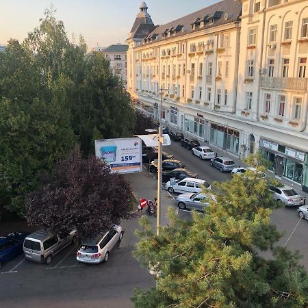 Galla Old Town Center Craiova Buitenkant foto