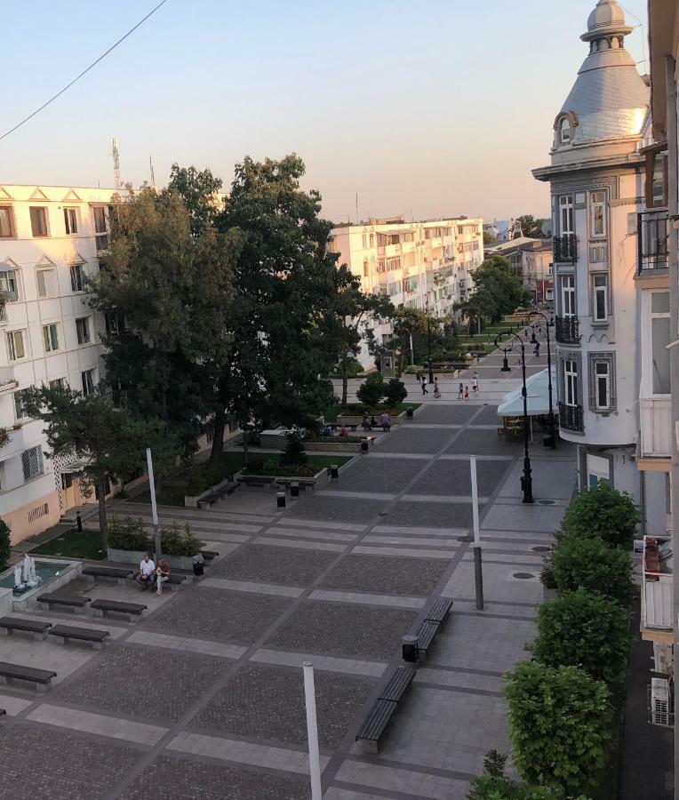 Galla Old Town Center Craiova Buitenkant foto